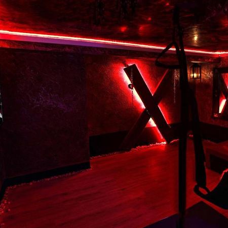 Afrodita Wellness Apartman プラハ エクステリア 写真