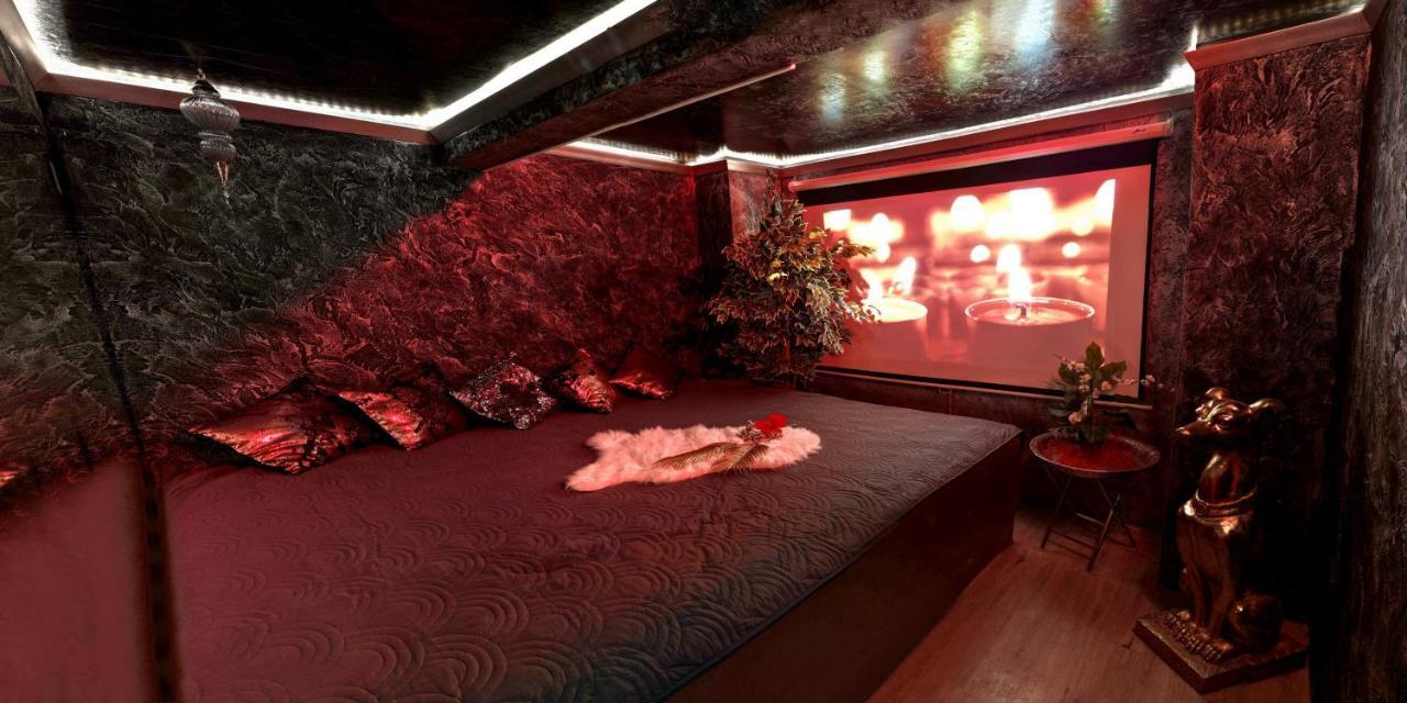 Afrodita Wellness Apartman プラハ エクステリア 写真